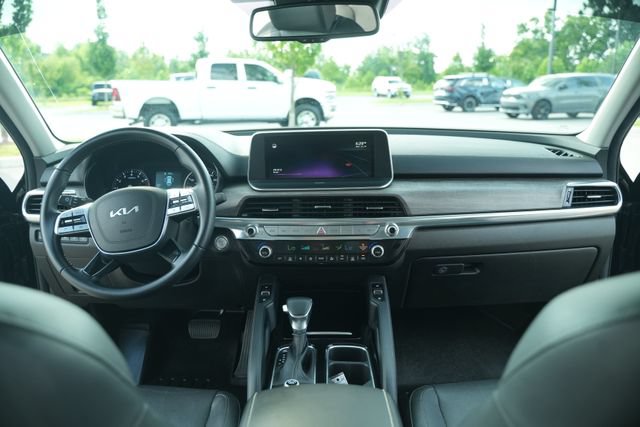 Used 2022 Kia Telluride EX w/ EX Premium Package FWD image 28
