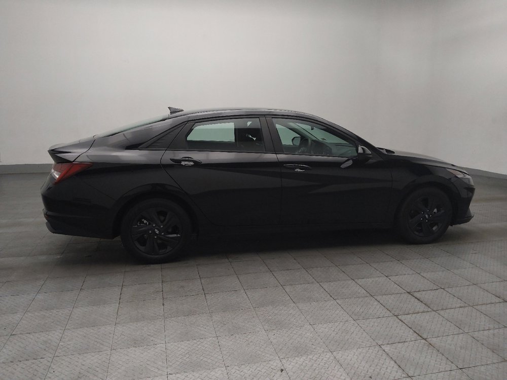 Used 2022 Hyundai Elantra Blue FWD image 10