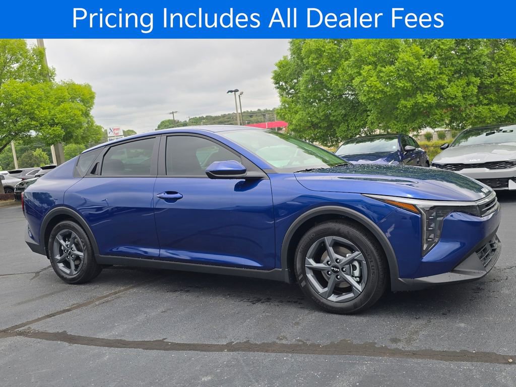 New 2026 Kia K4 FWD image 1