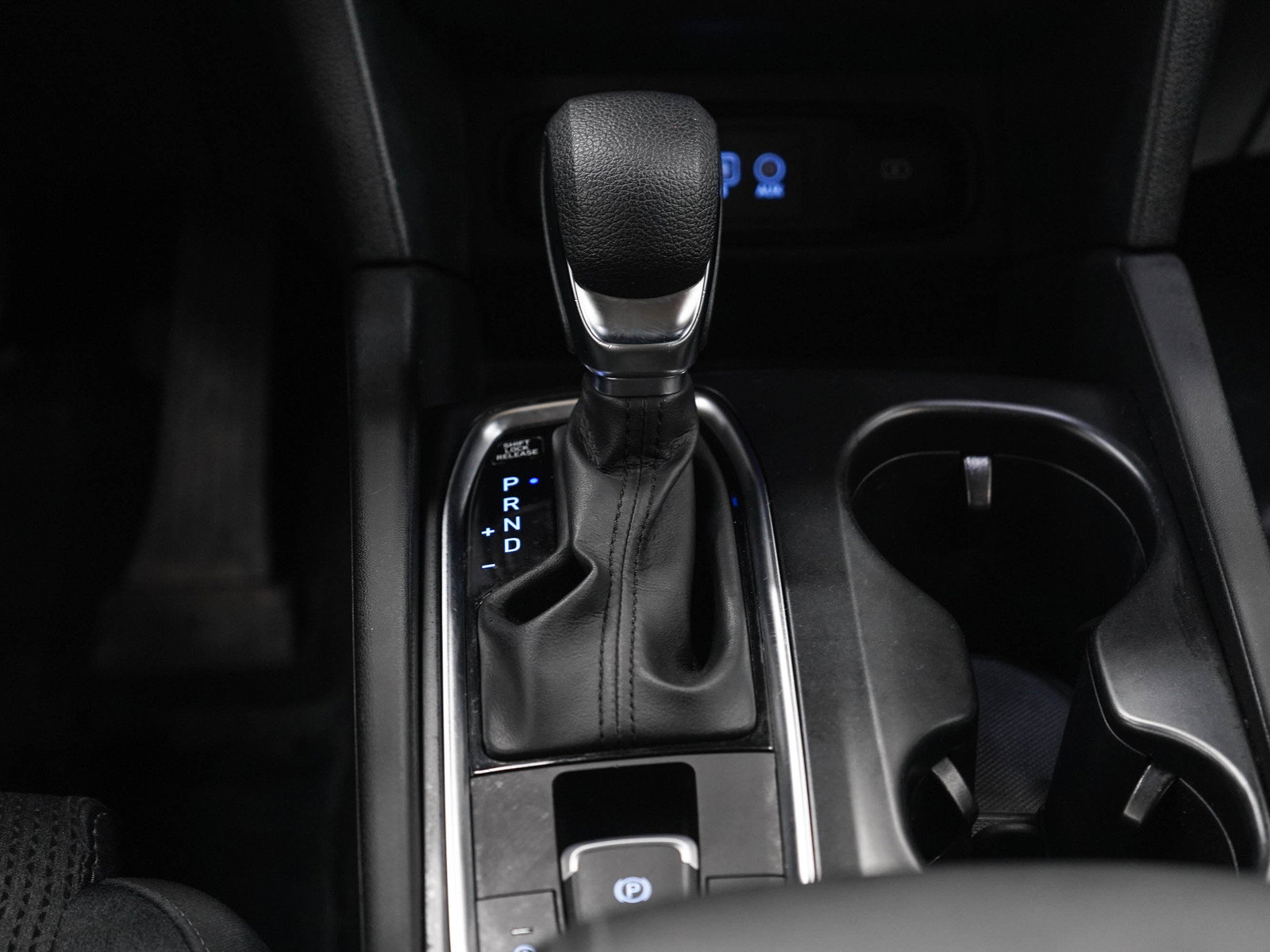 Used 2020 Hyundai Santa Fe SE AWD/4WD image 18