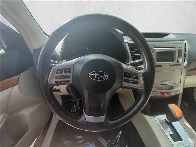 Used 2014 Subaru Outback 2.5i Limited w/ Moonroof Package image 29