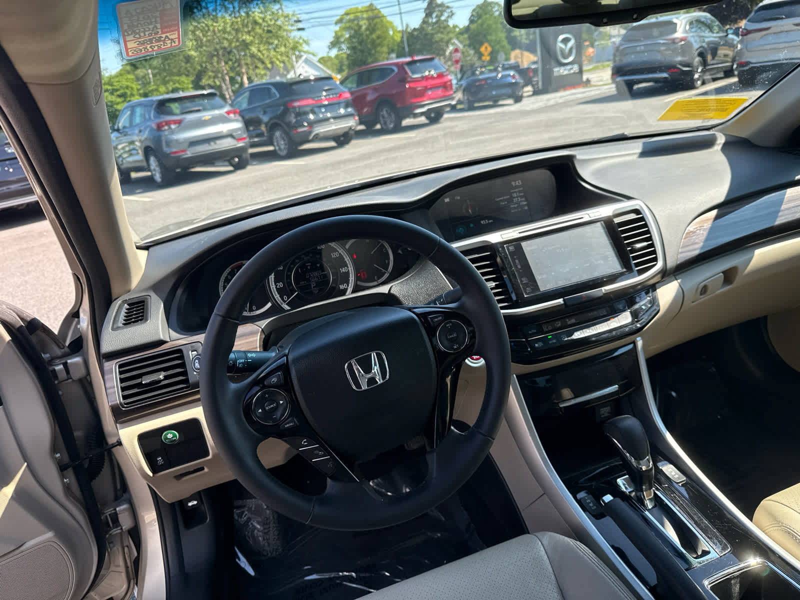 Used 2017 Honda Accord EX-L image 13