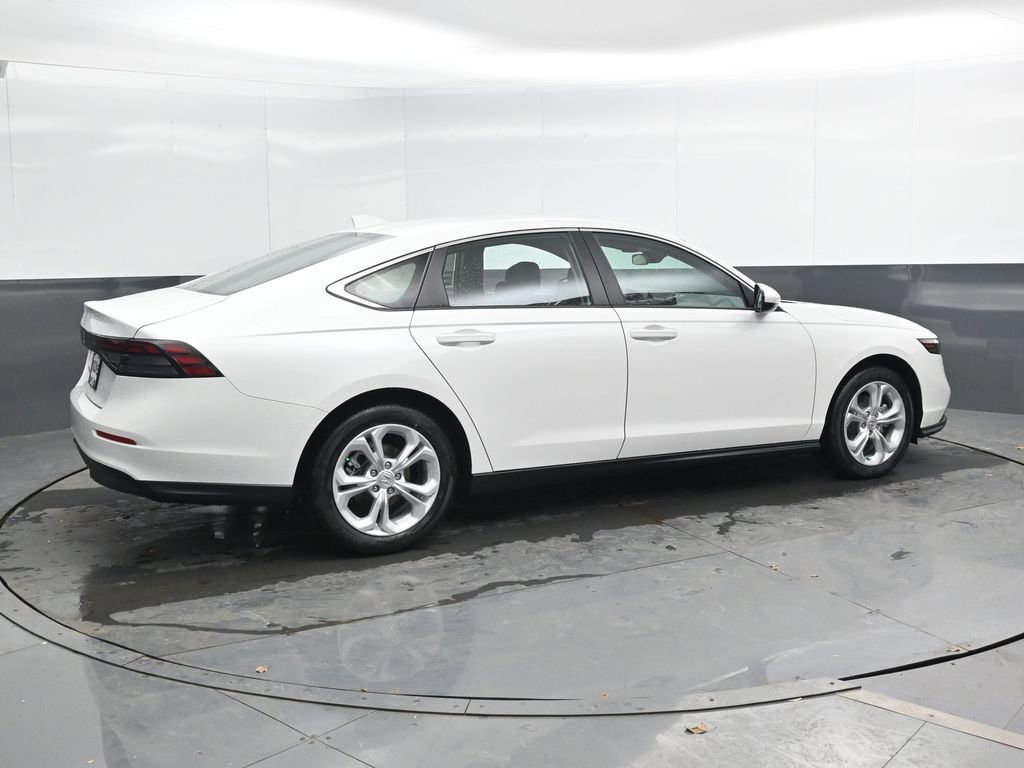 New 2026 Honda Accord LX image 2