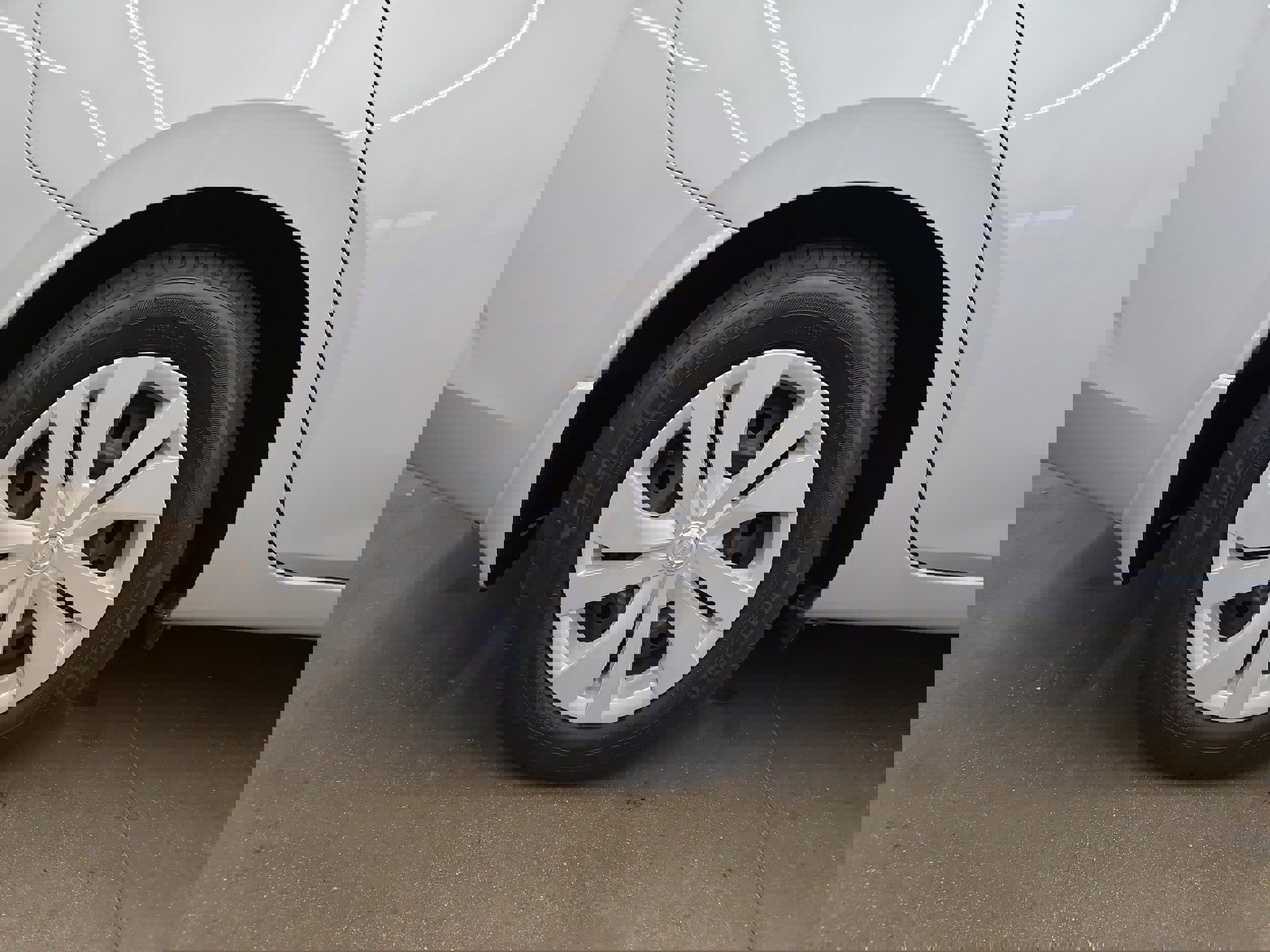 Used 2022 Nissan Versa S image 25