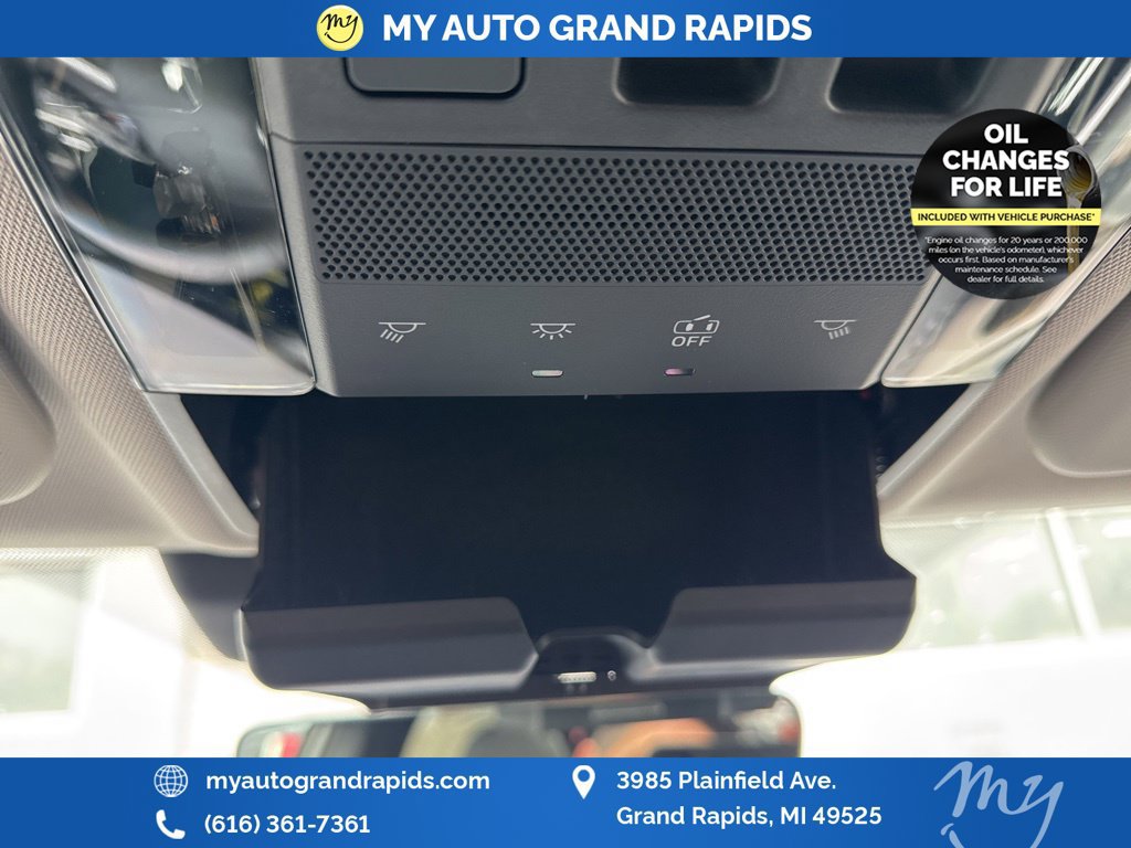 Used 2026 Mitsubishi Outlander SE AWD/4WD image 32