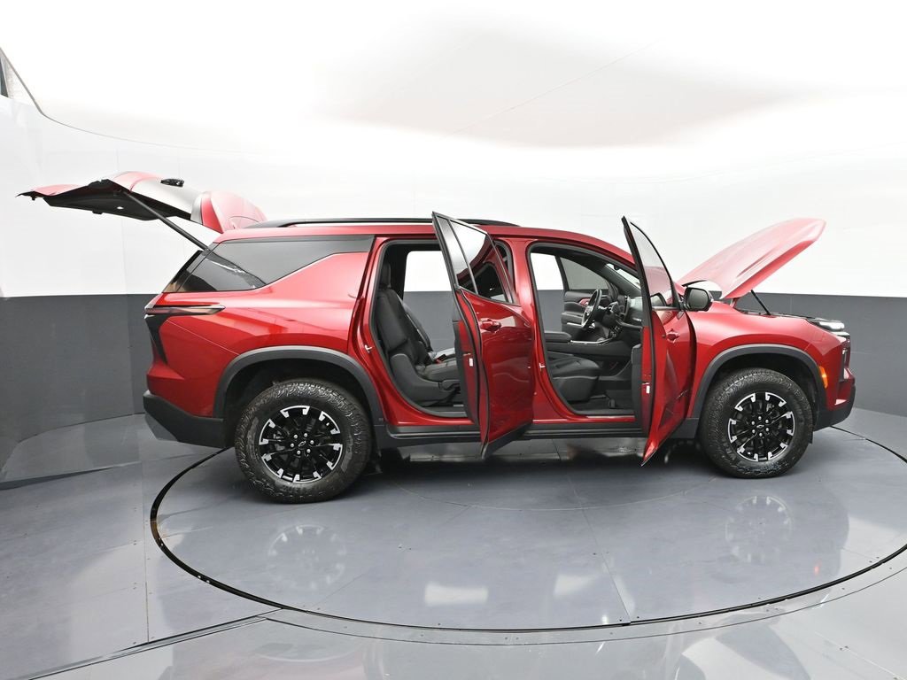 Used 2024 Chevrolet Traverse Z71 w/ LPO, Floor Liner Package image 51