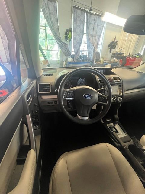 Used 2016 Subaru Forester 2.5i Limited w/ Popular Package #2 AWD/4WD image 4