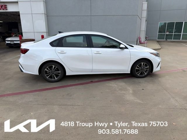 Certified 2024 Kia Forte LXS w/ LXS Technology Package FWD image 12