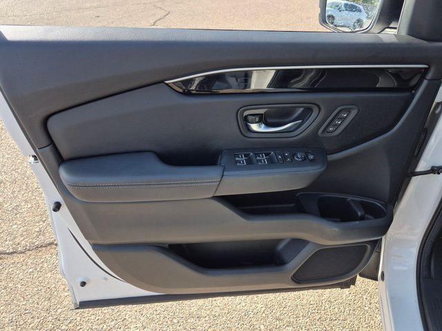 Used 2024 Honda Pilot EX-L image 8