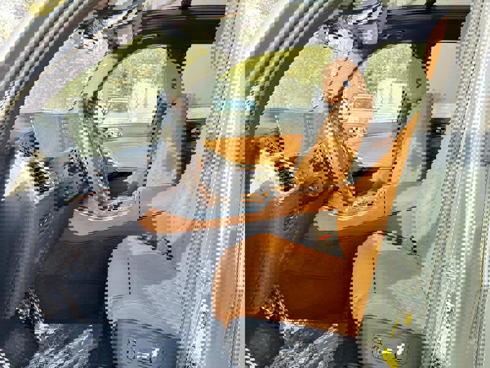 Used 2024 BMW X5 xDrive40i w/ M Sport Package image 13