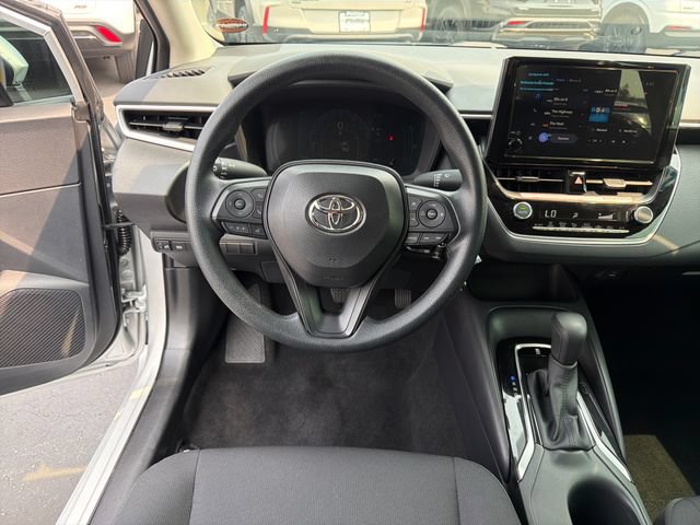 Used 2026 Toyota Corolla LE FWD image 15