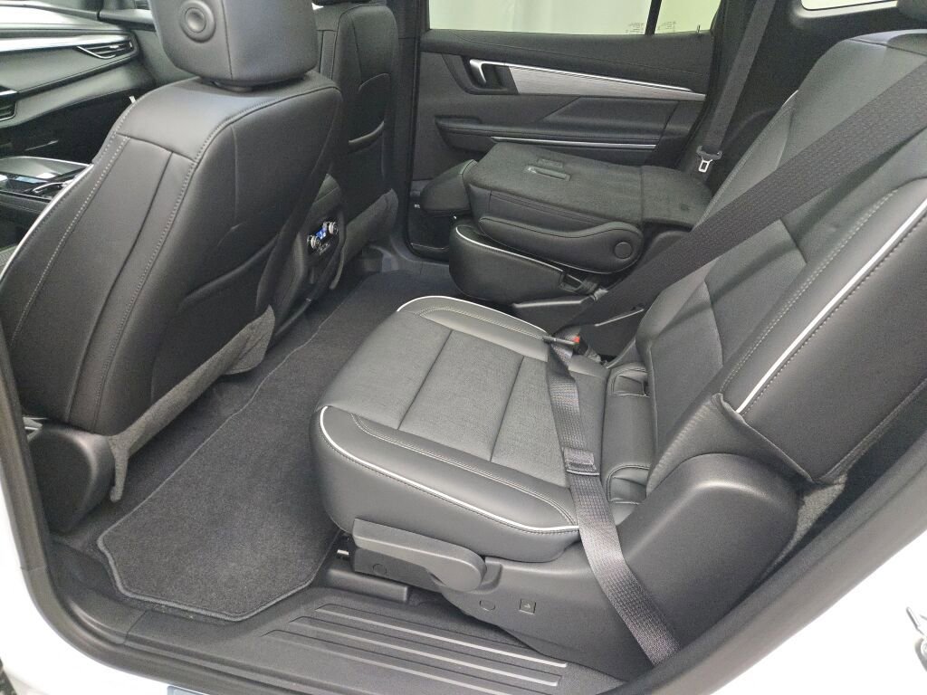 New 2026 Buick Enclave Preferred w/ Power Package AWD/4WD image 18
