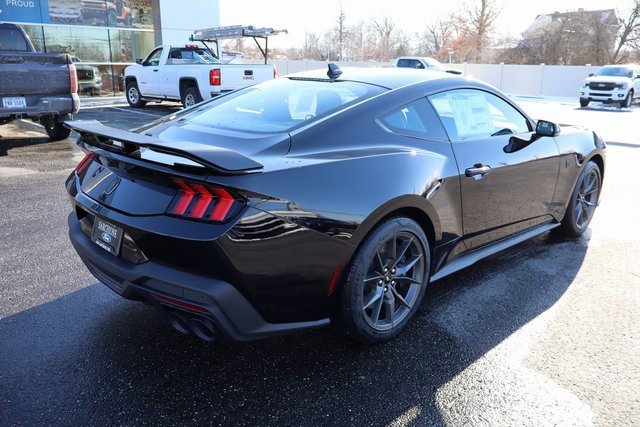 New 2026 Ford Mustang Dark Horse image 3