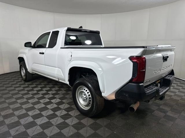 Used 2024 Toyota Tacoma SR image 5