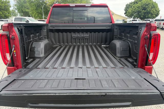 Used 2021 GMC Sierra 1500 SLT w/ SLT Premium Plus Package AWD/4WD image 12