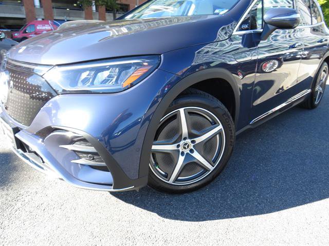Used 2023 Mercedes-Benz EQE 500 4MATIC SUV image 19