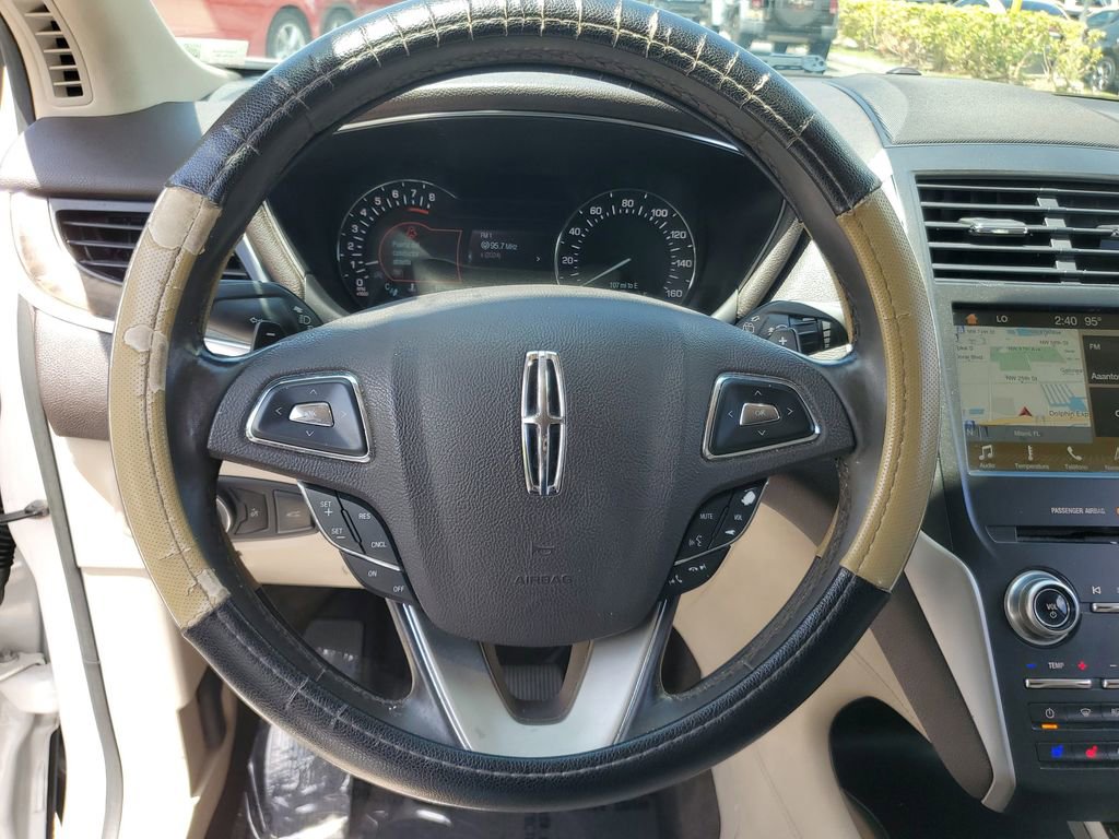 Used 2017 Lincoln MKC Reserve image 17