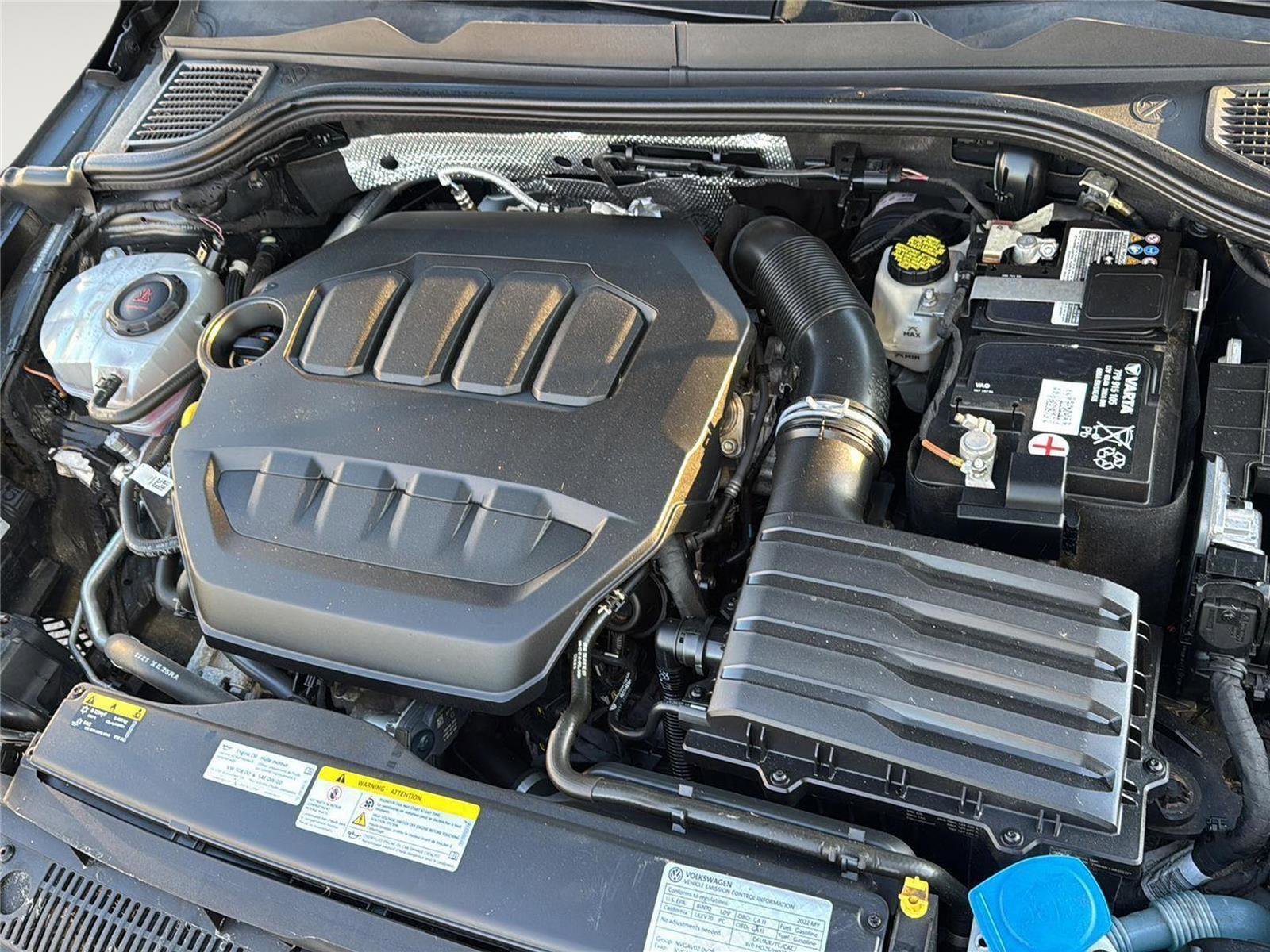 Used 2022 Volkswagen GTI SE image 30