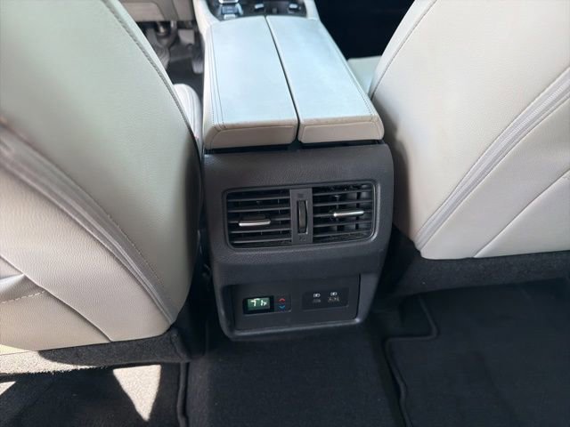 Used 2021 Nissan Rogue SL w/ Premium Package image 18