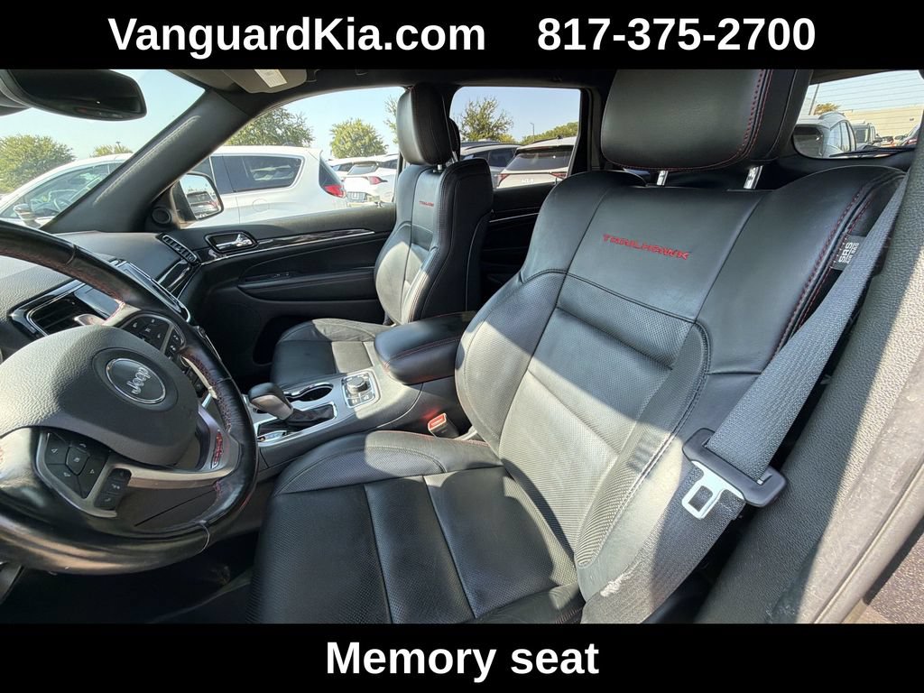 Used 2021 Jeep Grand Cherokee Trailhawk w/ Trailhawk Luxury Group AWD/4WD image 15