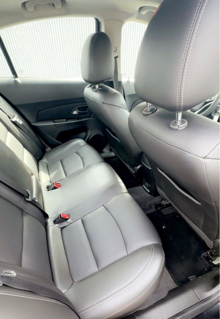 Used 2013 Chevrolet Cruze LT image 9