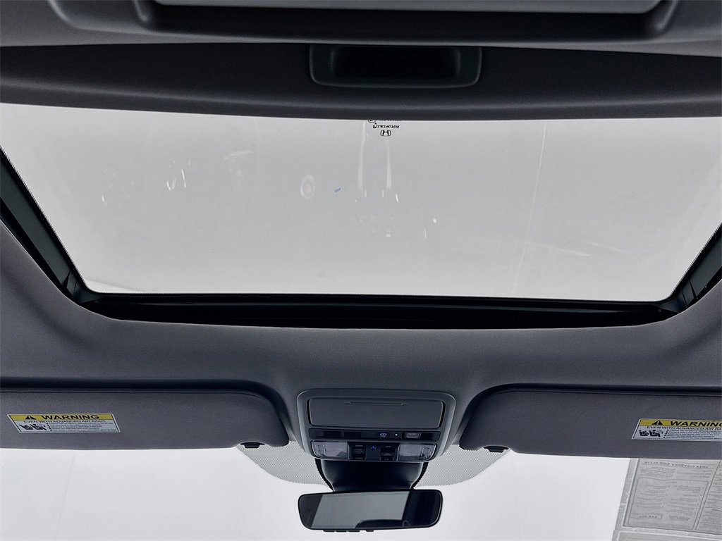 Certified 2024 Honda Odyssey Elite image 22