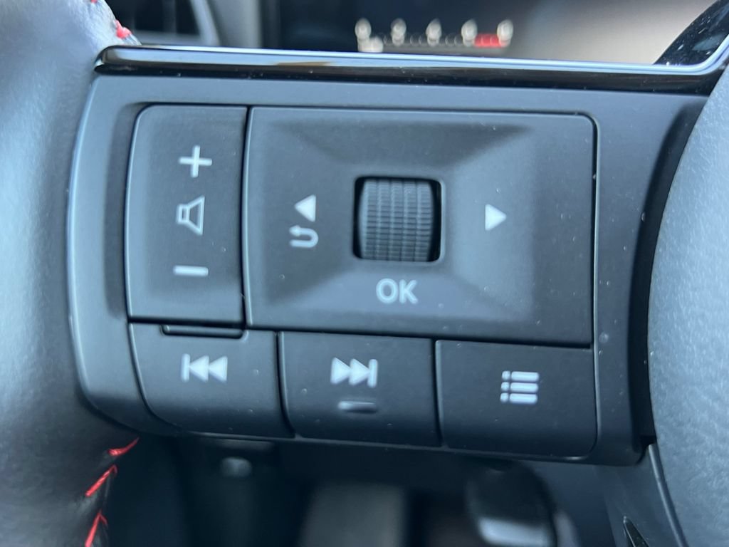 Certified 2026 Nissan Kicks SR w/ SR Premium Package FWD image 10