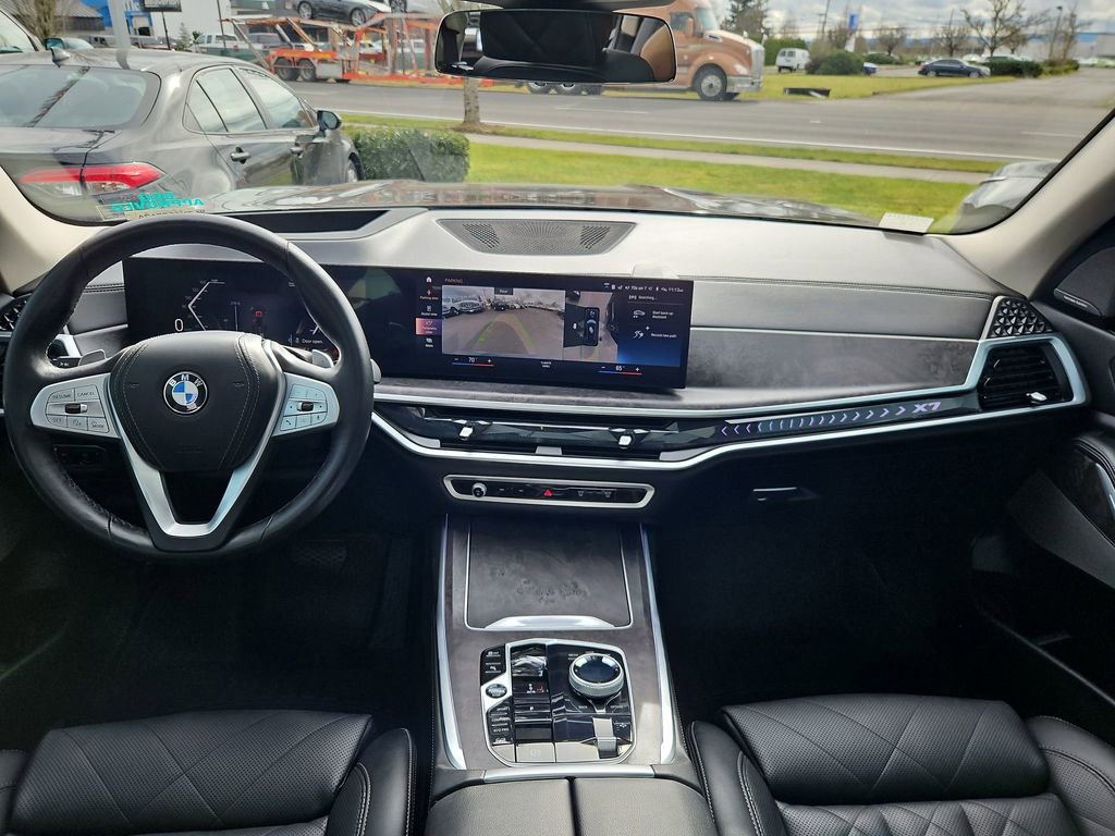 Used 2023 BMW X7 xDrive40i w/ Premium Package image 22