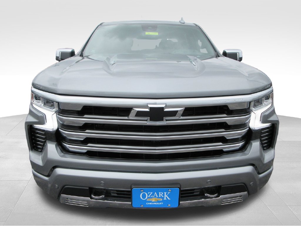 New 2026 Chevrolet Silverado 1500 High Country AWD/4WD image 8