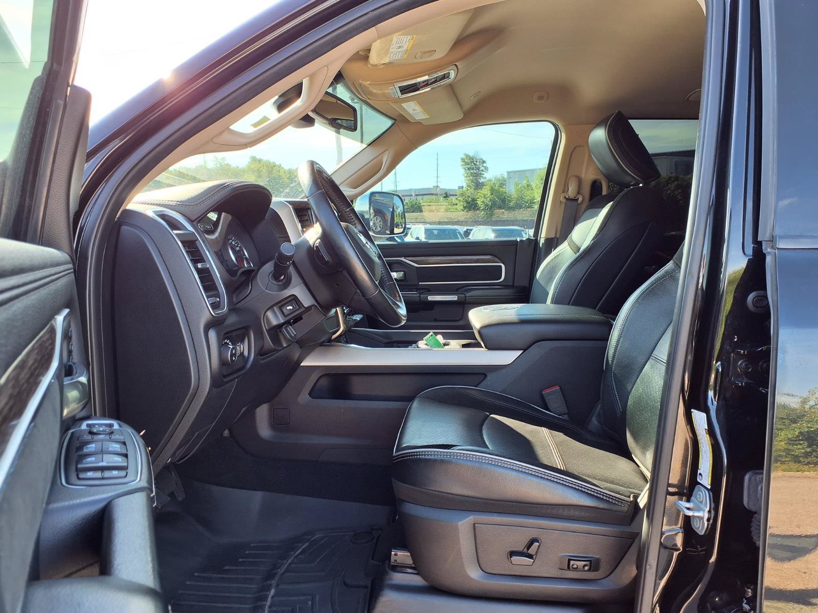 Used 2019 RAM 2500 Laramie AWD/4WD image 25