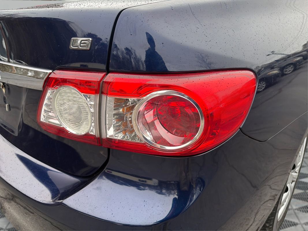 Used 2012 Toyota Corolla LE image 38