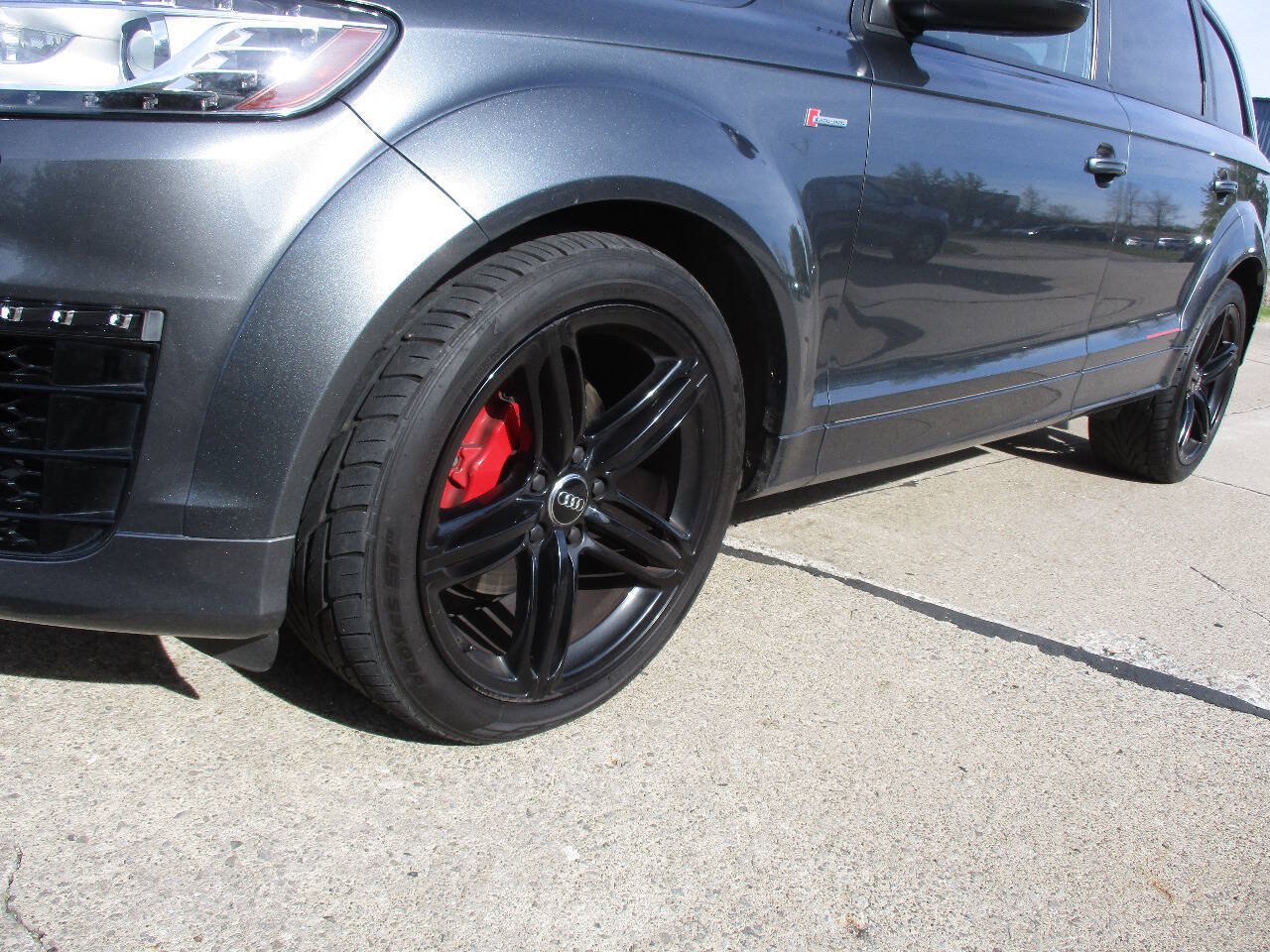 Used 2015 Audi Q7 3.0T S line Prestige w/ Sport Edition AWD/4WD image 22