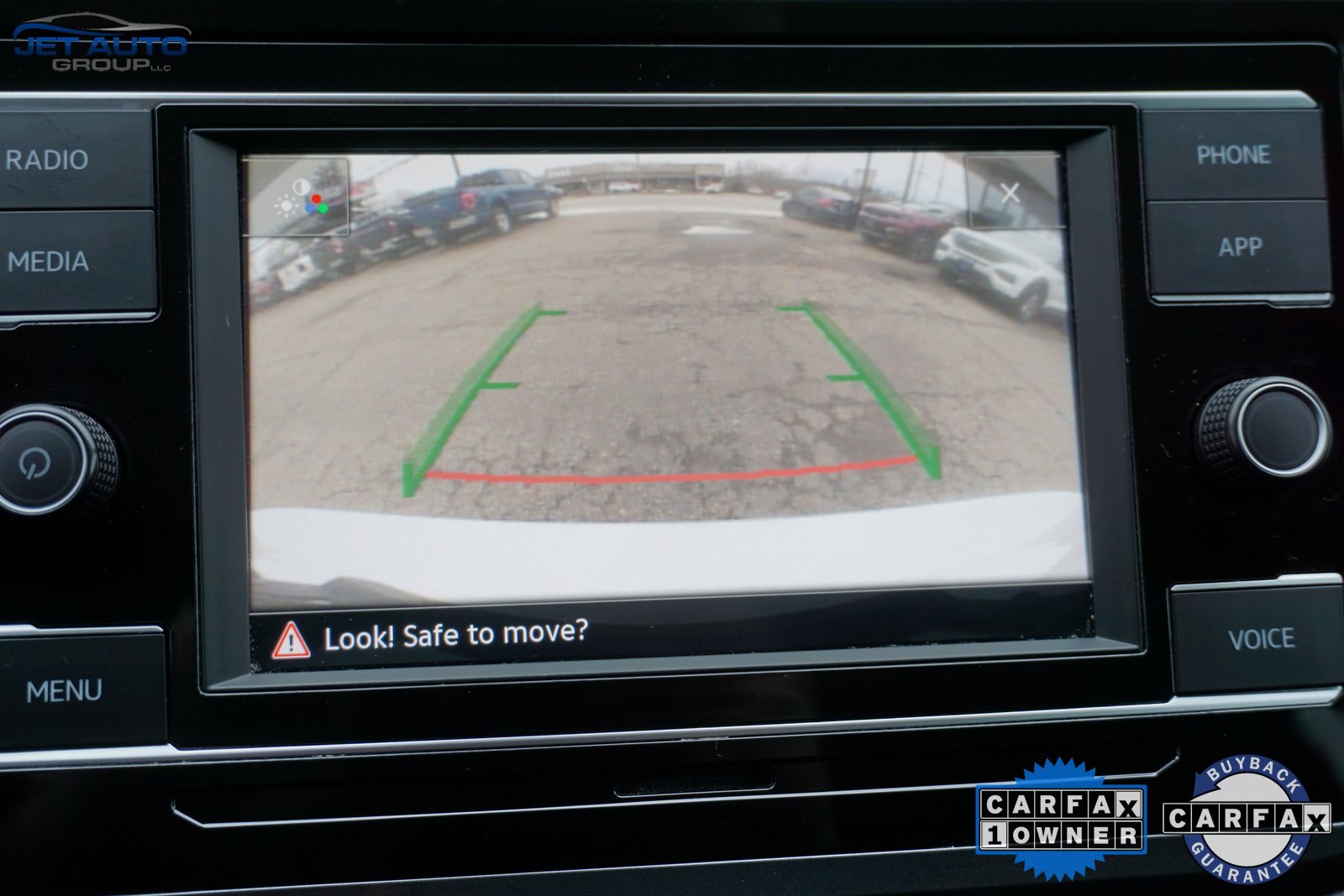 Used 2024 Volkswagen Tiguan S image 31