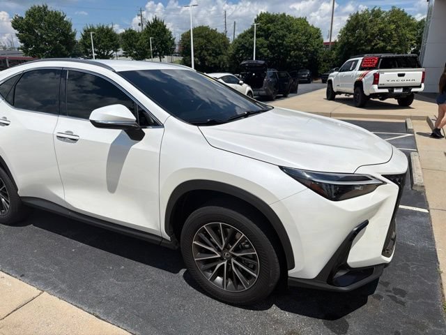 Used 2023 Lexus NX 250 FWD w/ Towing Package (2000 Lbs) image 17