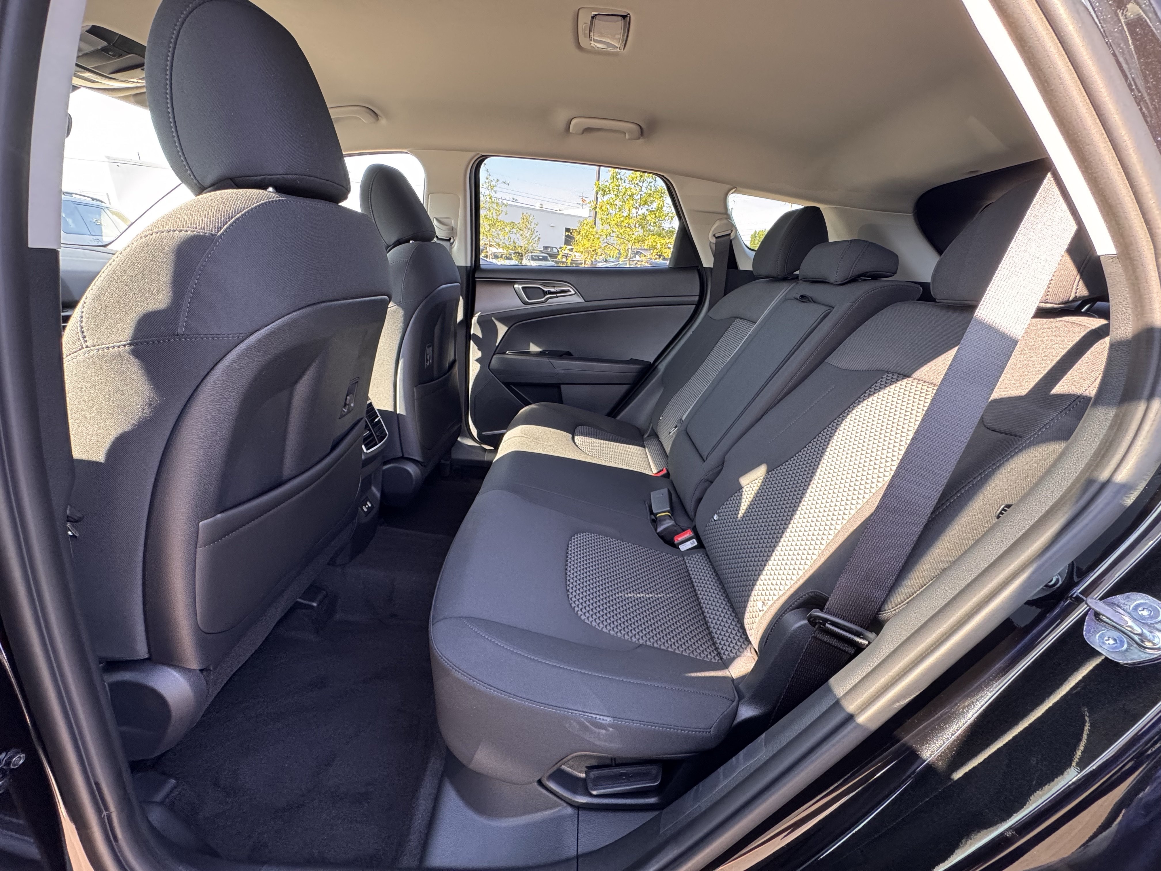 New 2027 Kia Sportage S FWD image 14