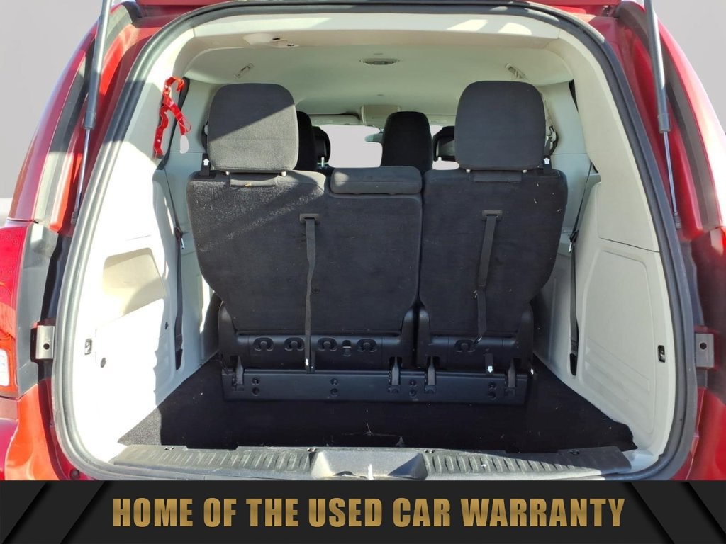 Used 2016 Dodge Grand Caravan American Value Package w/ UConnect Hands-Free Group FWD image 28