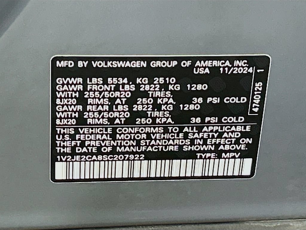 Used 2025 Volkswagen Atlas Cross Sport SE FWD image 29