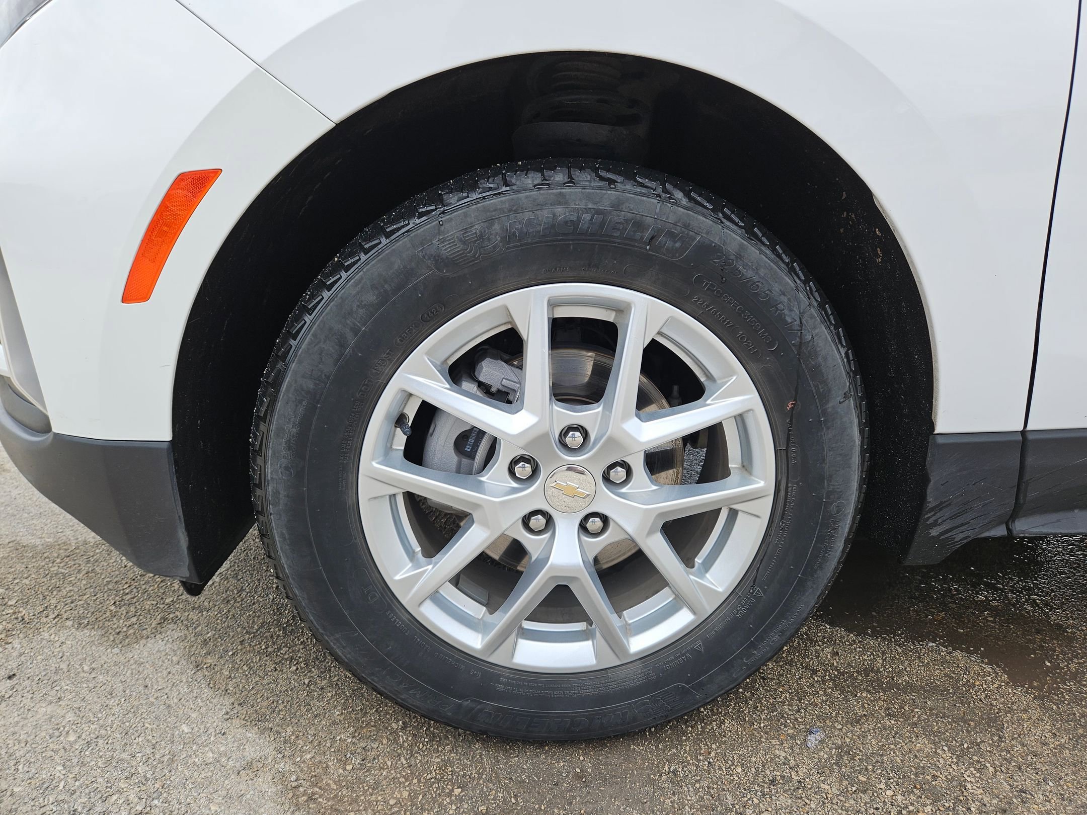 Used 2024 Chevrolet Equinox LT image 31