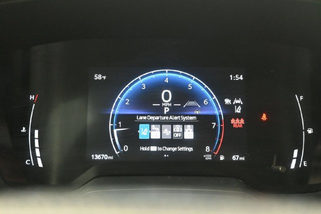 Used 2026 Toyota Corolla Cross LE FWD image 13