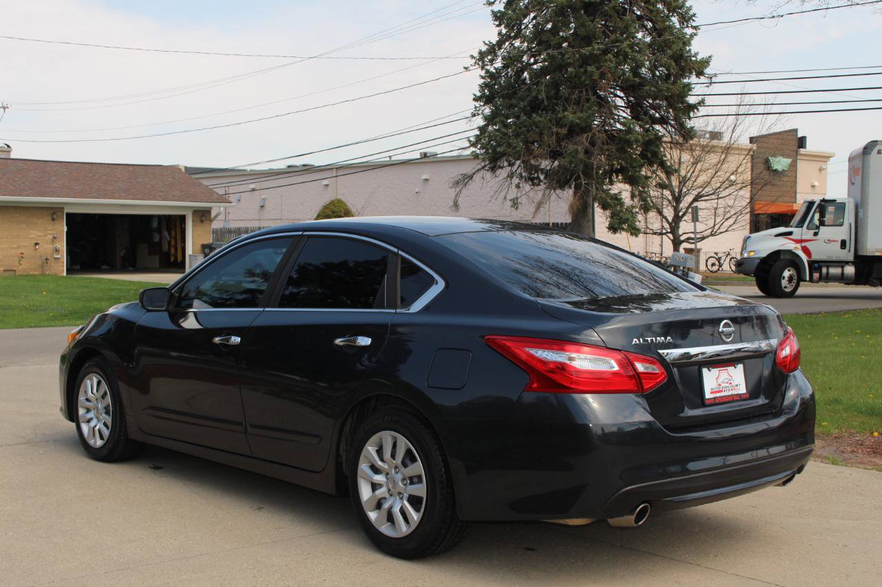 Used 2016 Nissan Altima 2.5 S w/ Power Driver Seat Package image 7