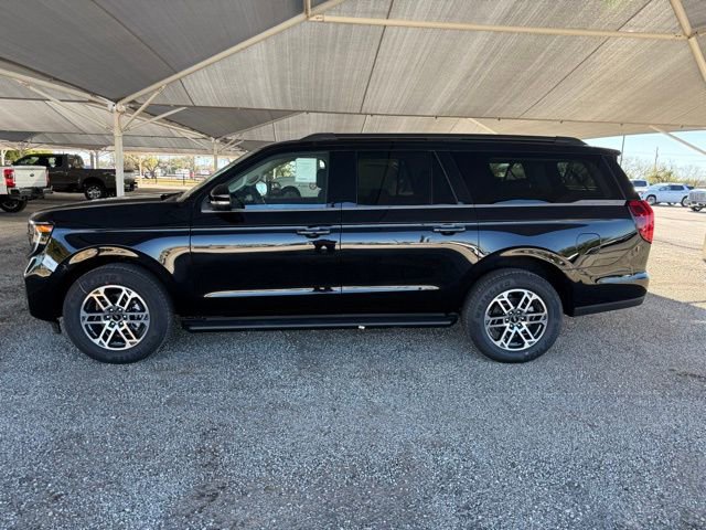 New 2025 Ford Expedition Max Active image 4