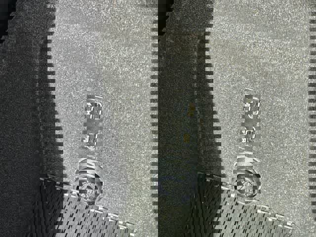 Used 2025 BMW 760i xDrive w/ Premium Package image 33