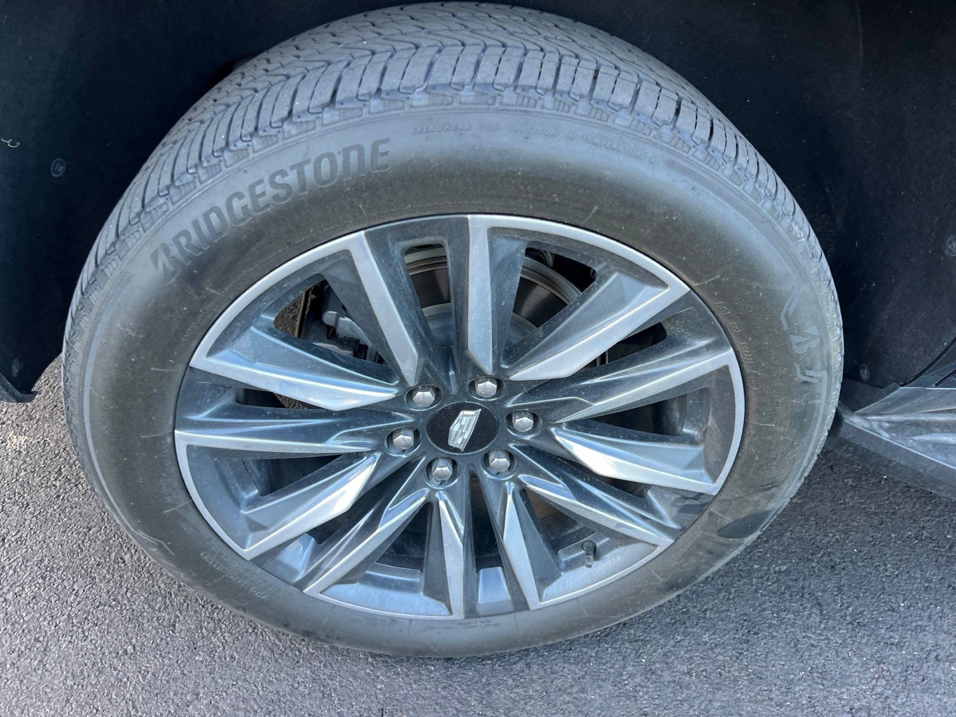 Used 2023 Cadillac Escalade Sport AWD/4WD image 12