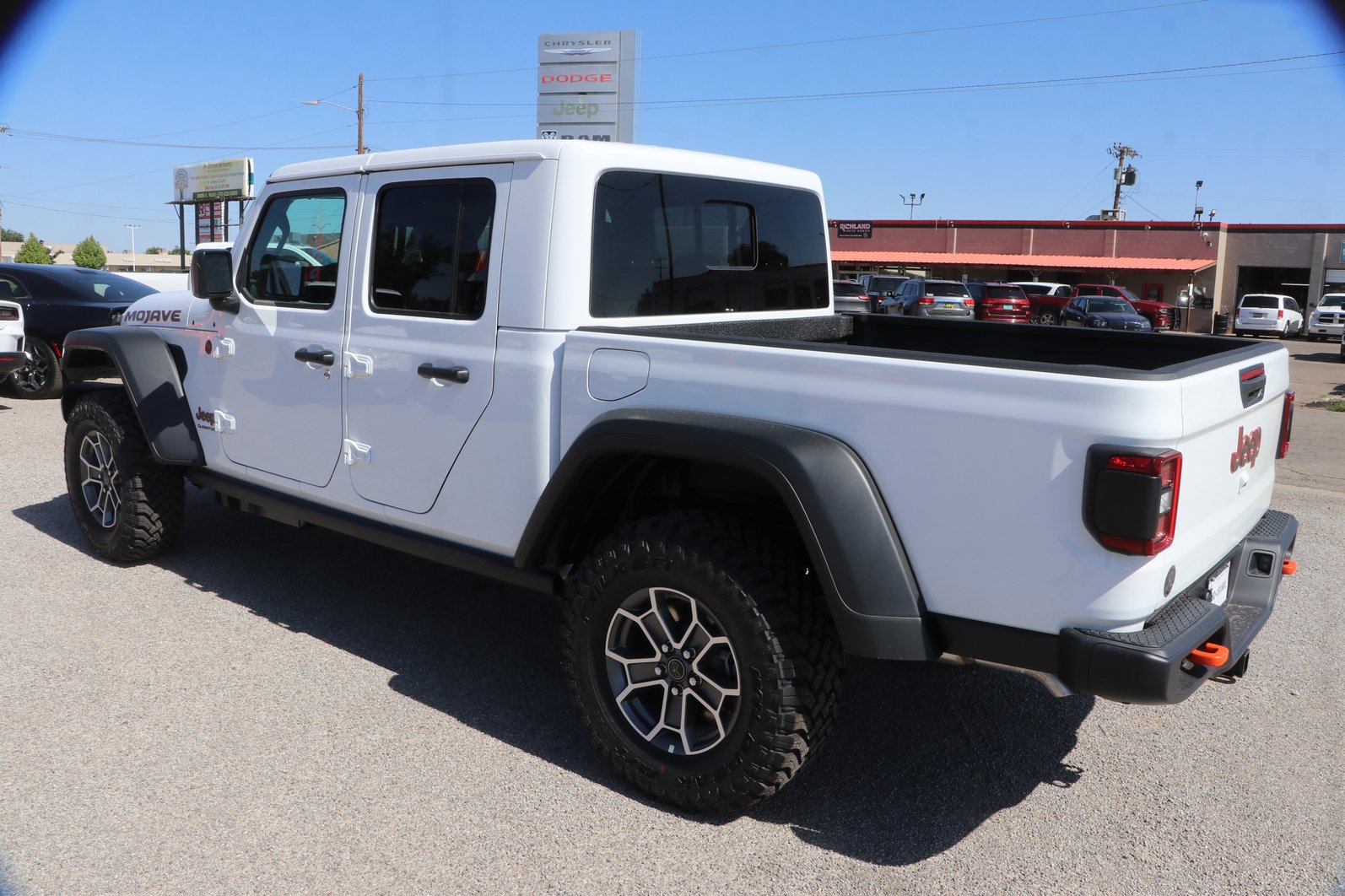 New 2026 Jeep Gladiator Mojave AWD/4WD image 5