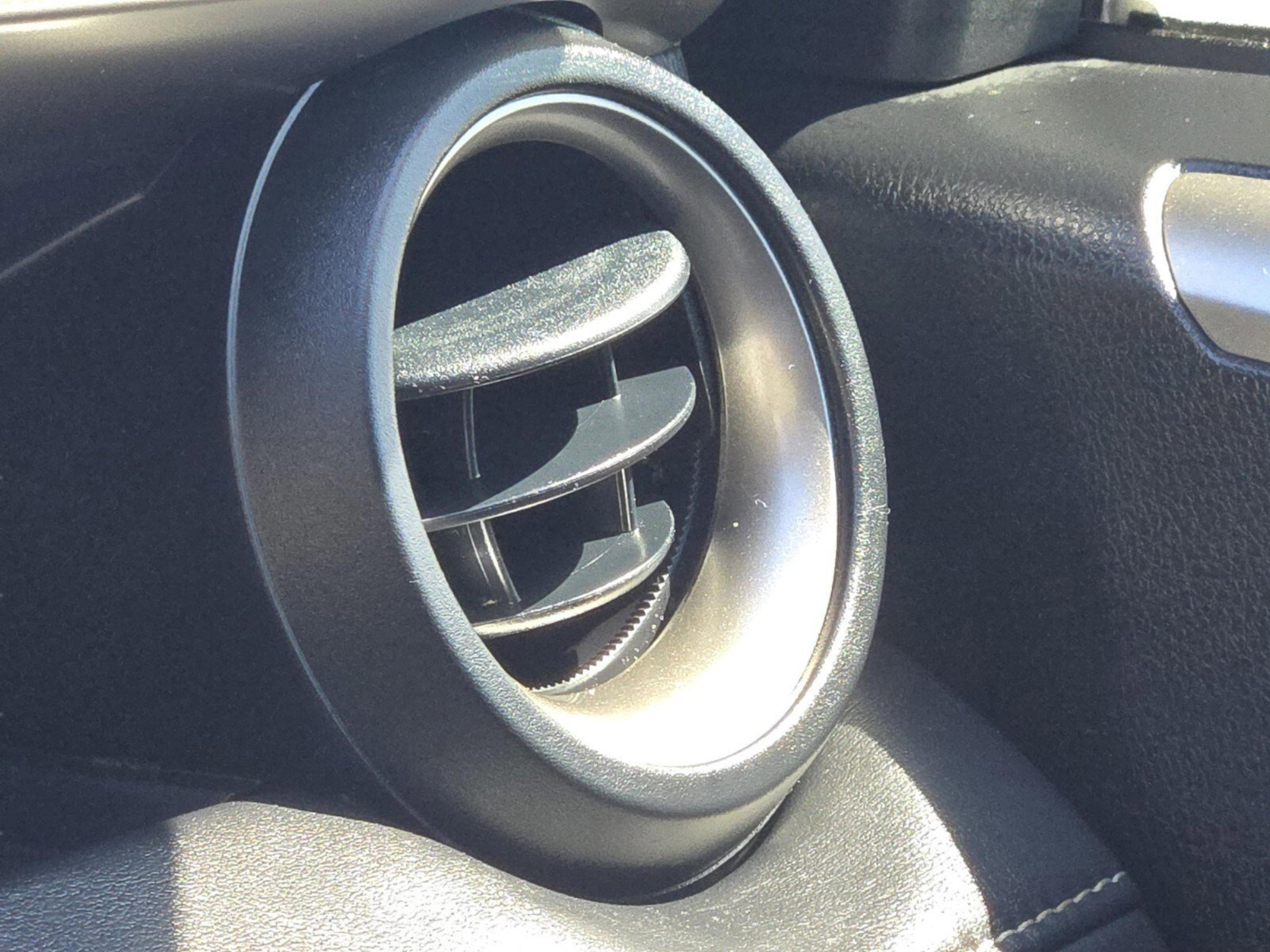 Used 2016 Toyota RAV4 Limited image 56