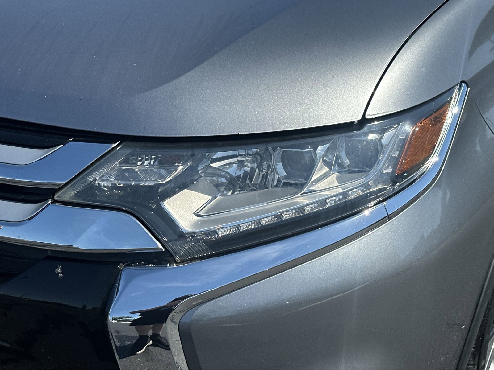 Used 2016 Mitsubishi Outlander GT AWD/4WD image 11