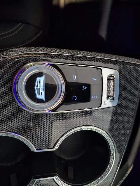 New 2025 Cadillac Optiq Luxury 1 w/ LPO, Floor Liner Package image 26
