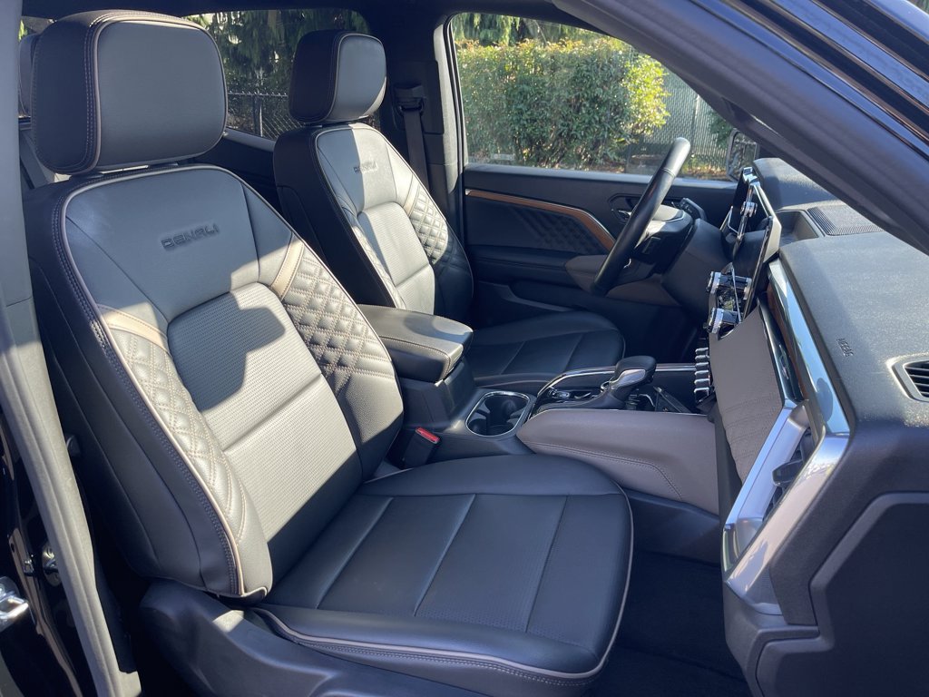 Certified 2023 GMC Canyon Denali AWD/4WD image 29