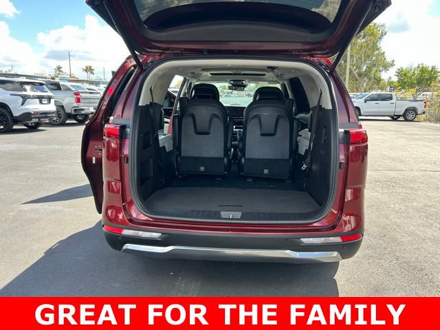 Used 2023 Kia Carnival SX Prestige image 15
