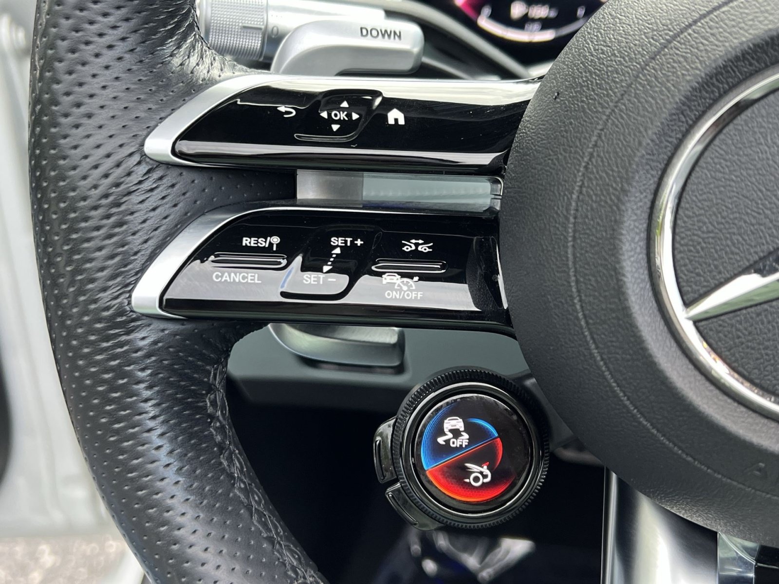 Certified 2022 Mercedes-Benz SL 55 AMG 4MATIC image 38